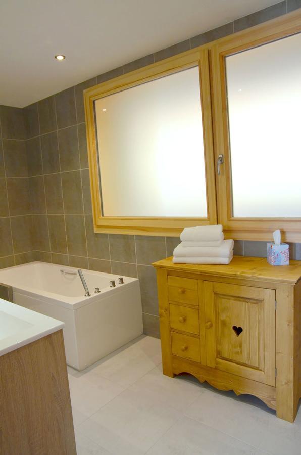 Bed and Breakfast Le Coeur 1210 Granier Esterno foto